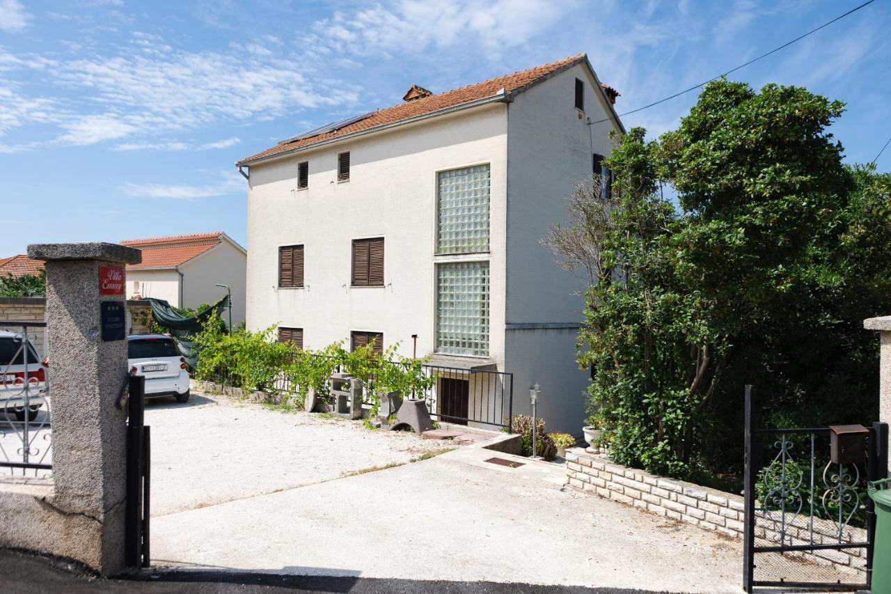 Studio-Appartements Emwey Trogir Exteriör bild